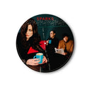 Girl is Crying In Her Latte on Sparks bändin vinyyli LP-levy.