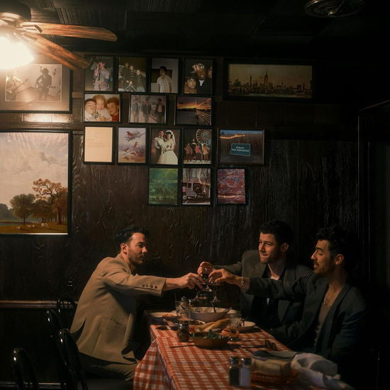 Greetings From Your Hometown on Jonas Brothers bändin vinyyli LP-levy.