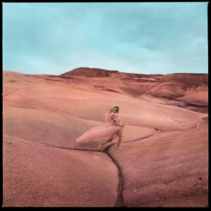 Strays on Margo Price artistin vinyyli LP-levy.