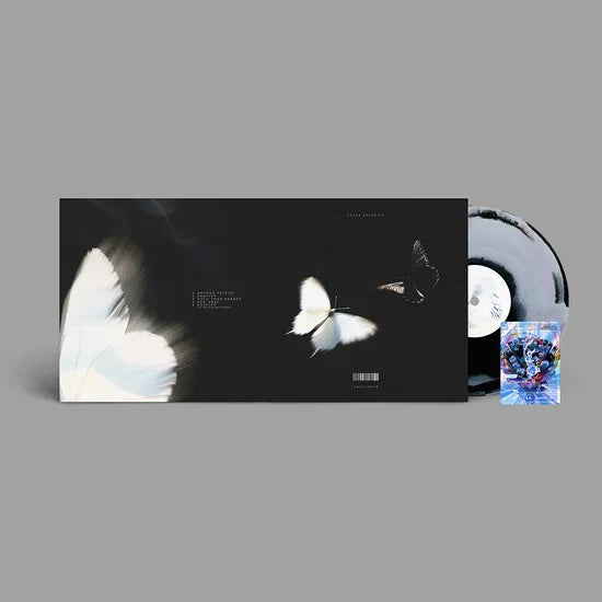 Dalliance EP on Chase Atlantic bändin vinyyli LP-levy.