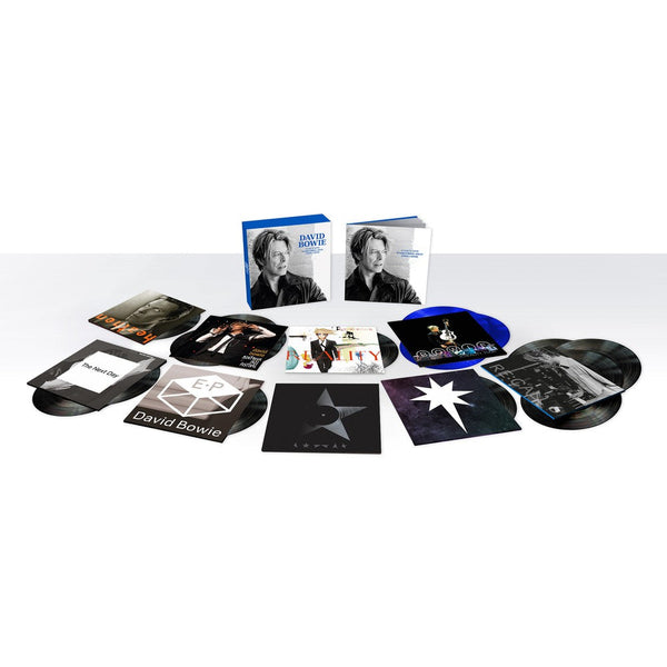 I Can't Give Everything Away (2002 - 2016) on David Bowie artistin vinyylilevy boksi.