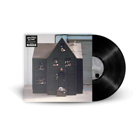 Altar on NewDad bändin vinyyli LP-levy.