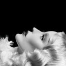Sleep on Daphne Guinness artistin vinyyli LP-levy.
