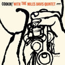 Cookin' on Miles Davis artistin vinyyli LP-levy.