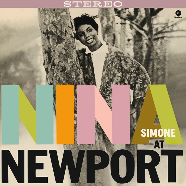 At Newport on Nina Simone artistin vinyyli LP-levy.