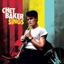 Sings on Chet Baker artistin/bändin vinyyli LP-levy.